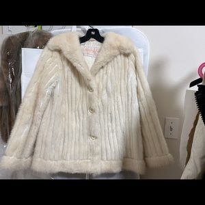 Real pearl white mink fur jacket